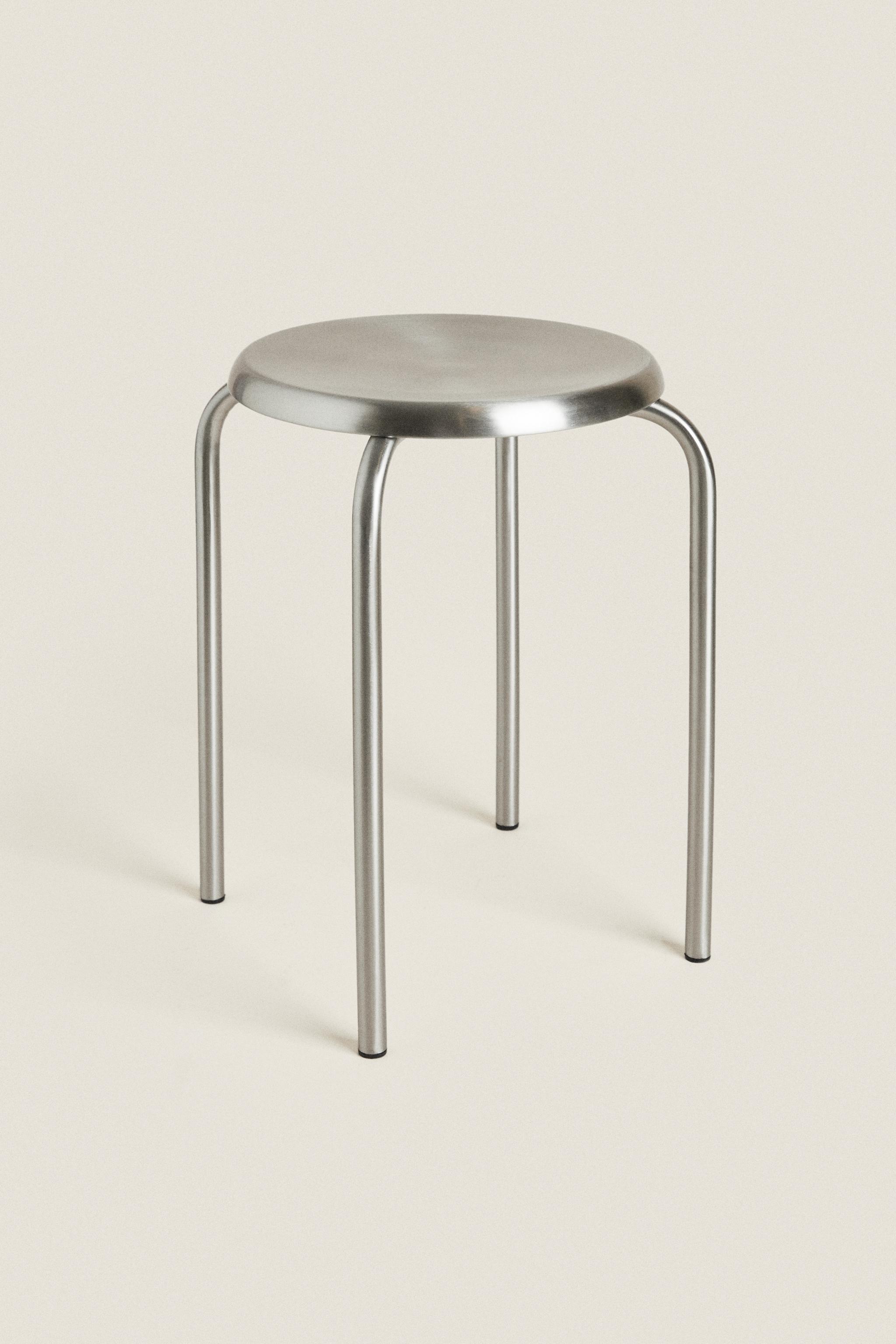 STEEL STOOL